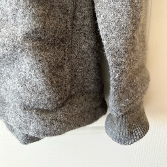 J. Crew Men’s Lambswool Shawl Collar Cardigan - in size large - Picture 8 of 8